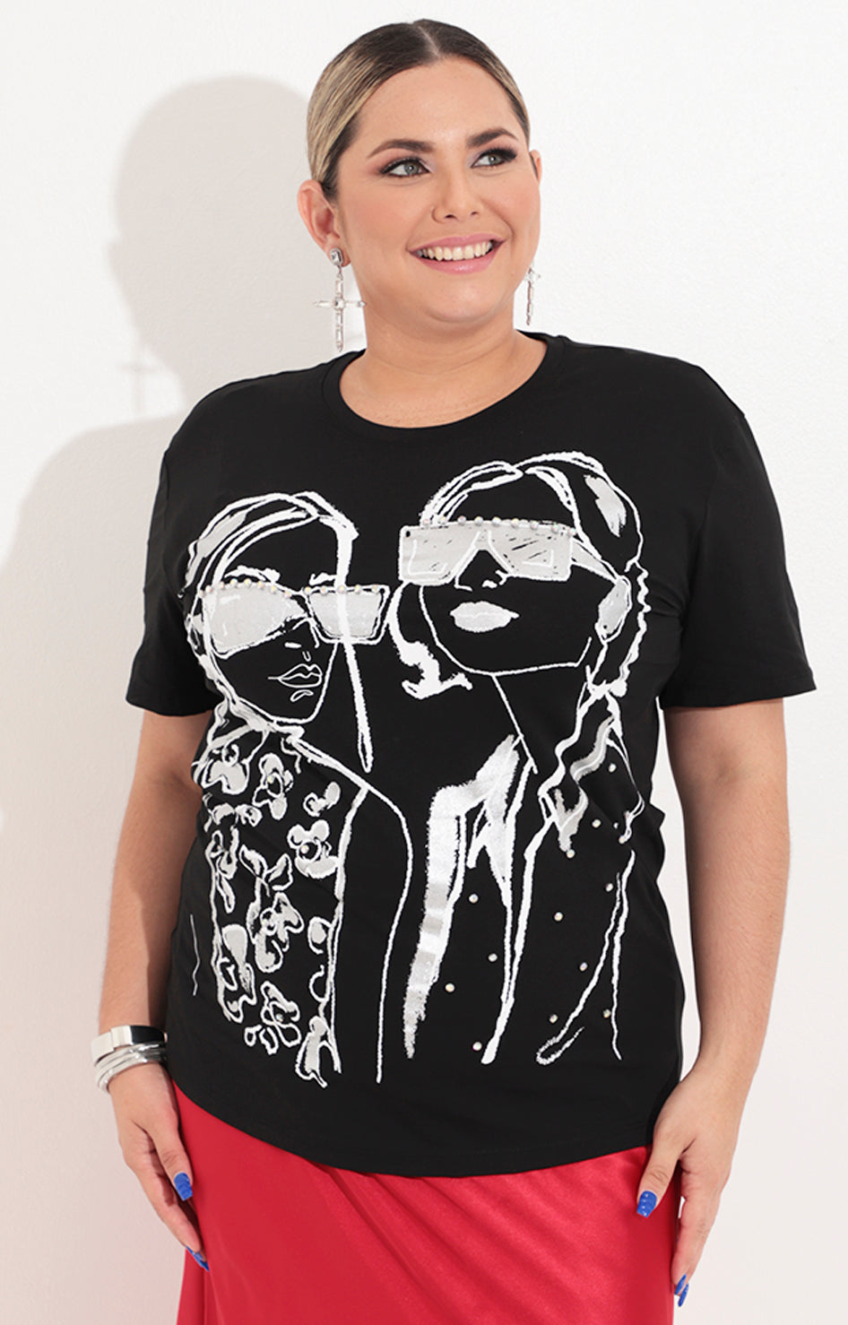 Blusa negra estampada new arrivals